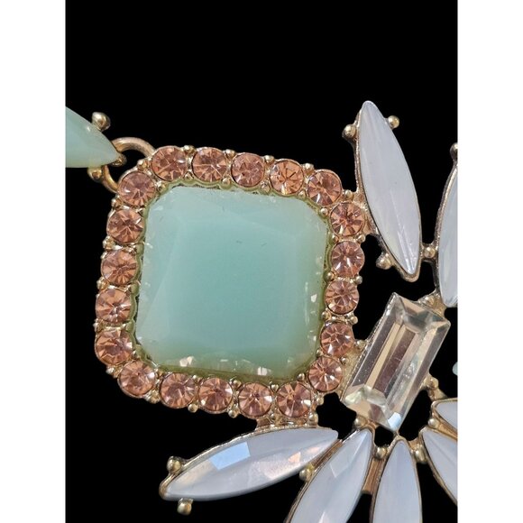 NWOT Gold/Mint/Peach Crystal Necklace/Earring Set - Picture 3 of 6